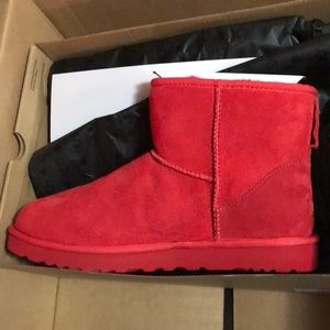 Ugg classic mini boot size 13 red